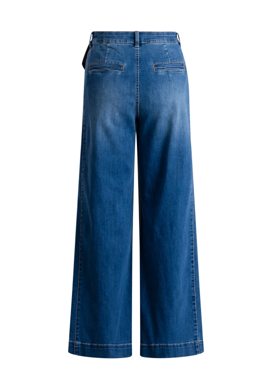 Jeans mit Halstuch