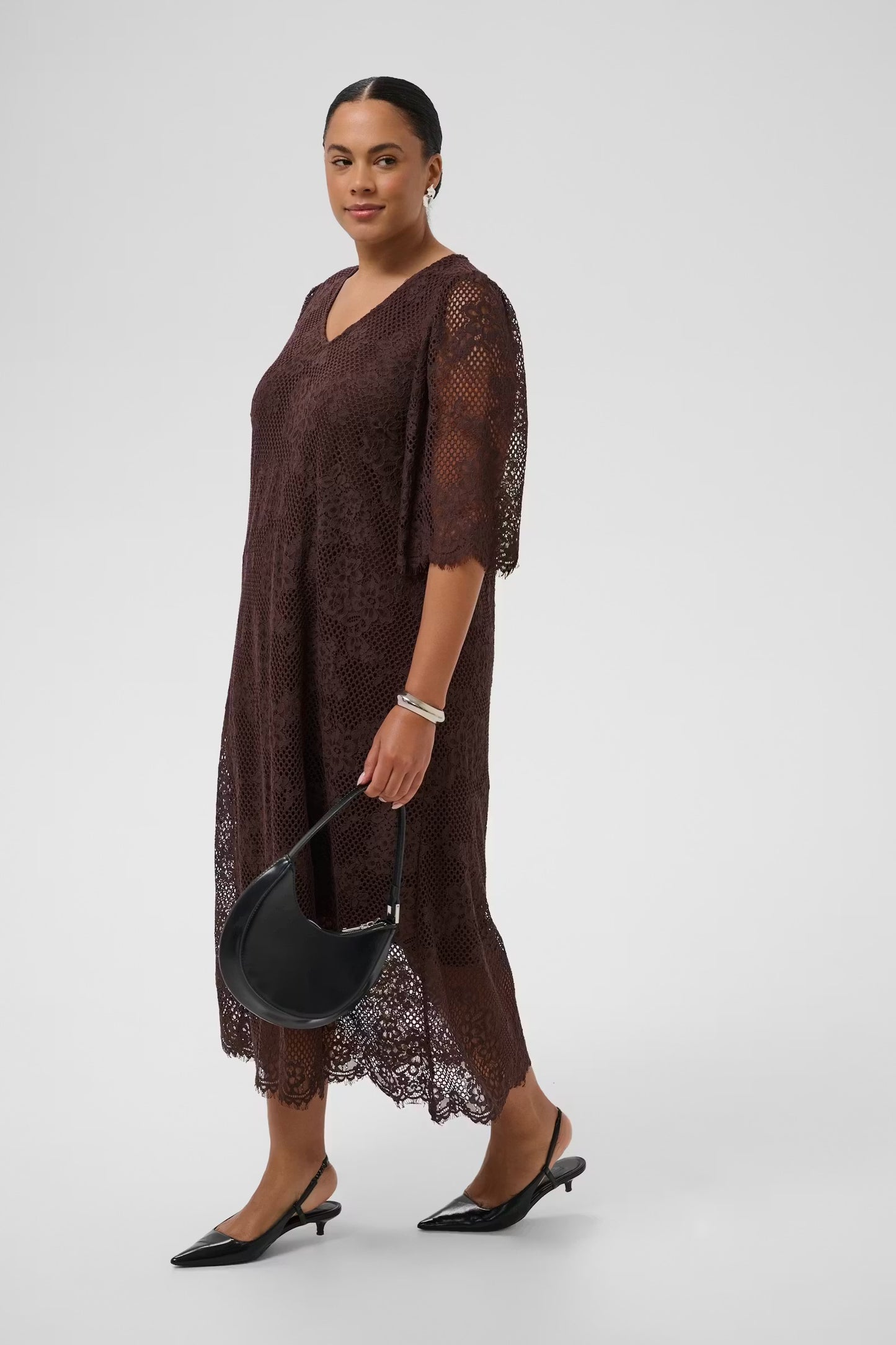 elegantes Kleid mit Spitze