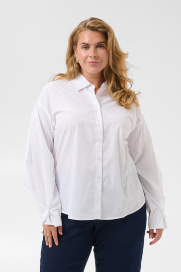 Bluse mit raffinierten Details