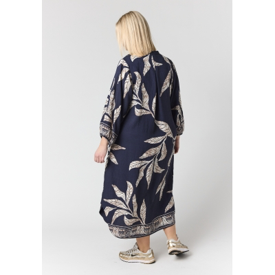 Herbstkleid mit Blätterprint