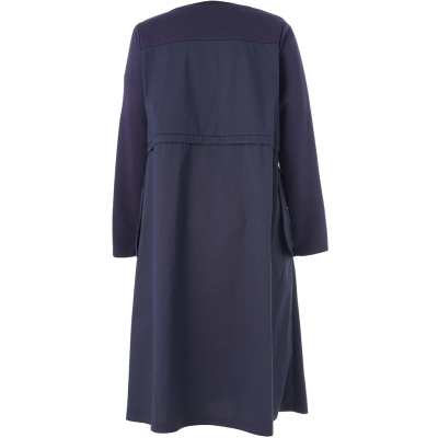 Kleid mit auffälligen Taschen