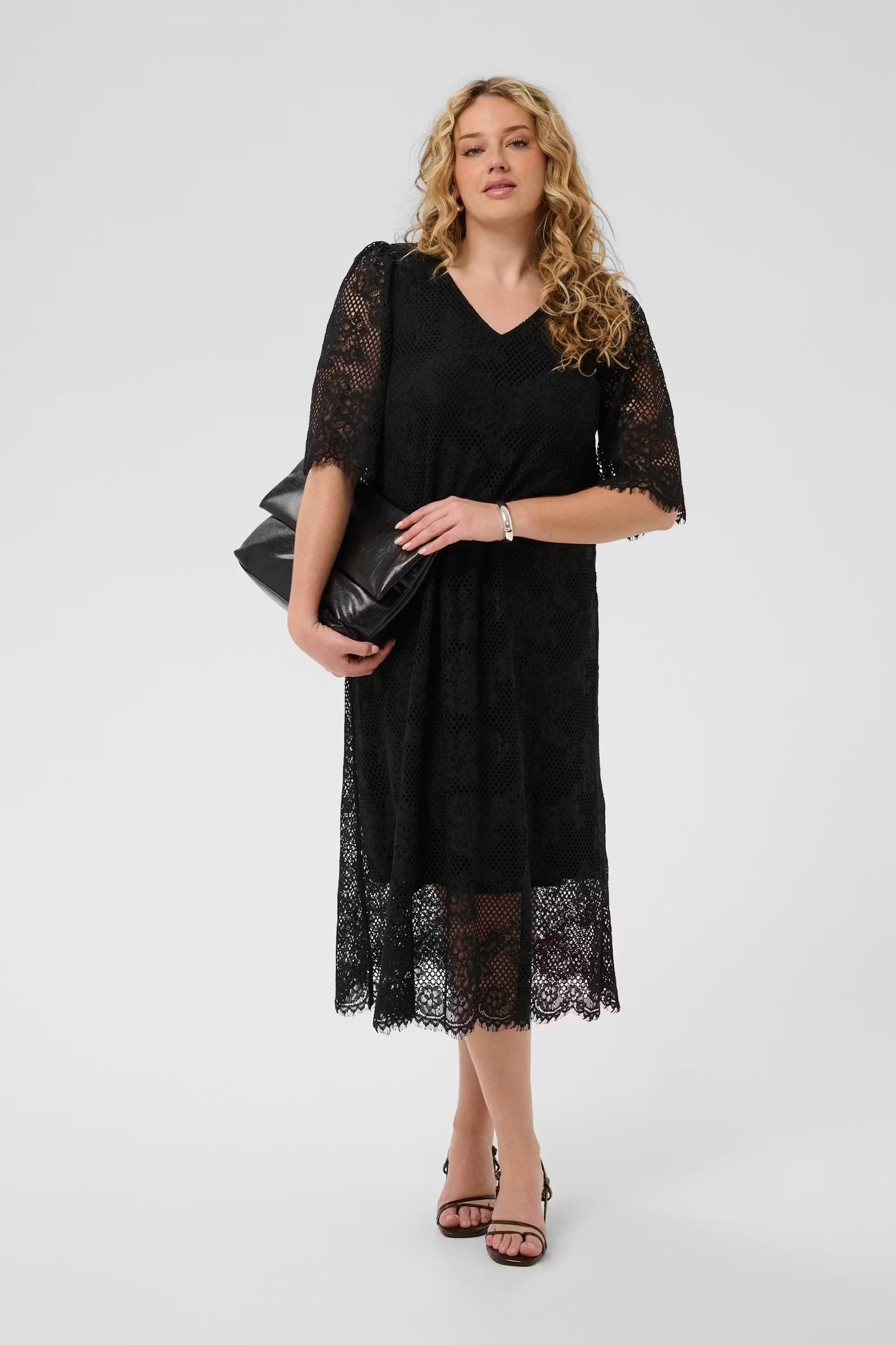 elegantes Kleid mit Spitze