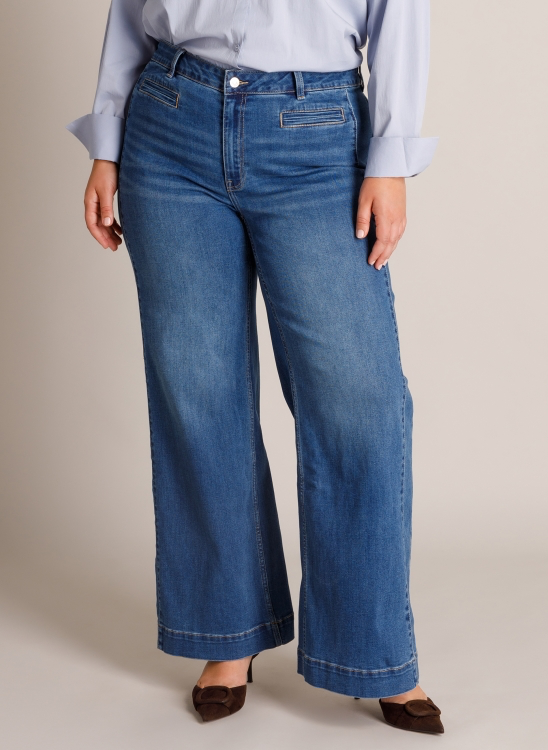 Jeans mit Halstuch