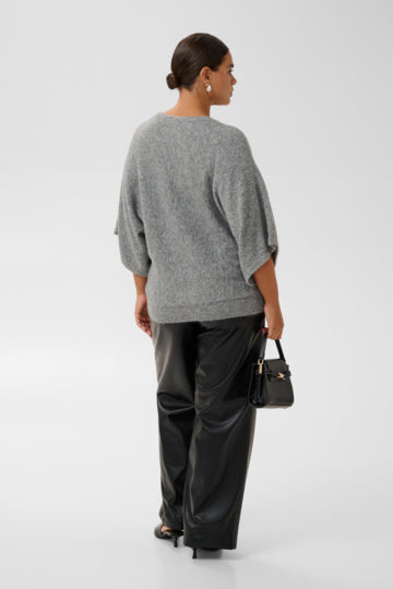 Pulli mit Perlen-Details