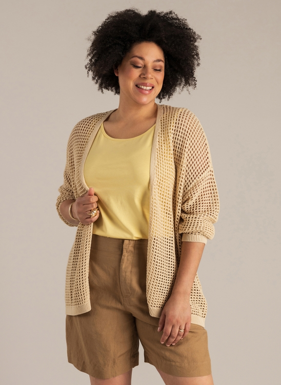 Strickjacke mit Lochmuster