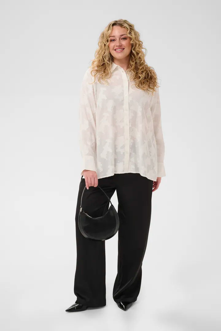 Elegante Bluse mit Muster