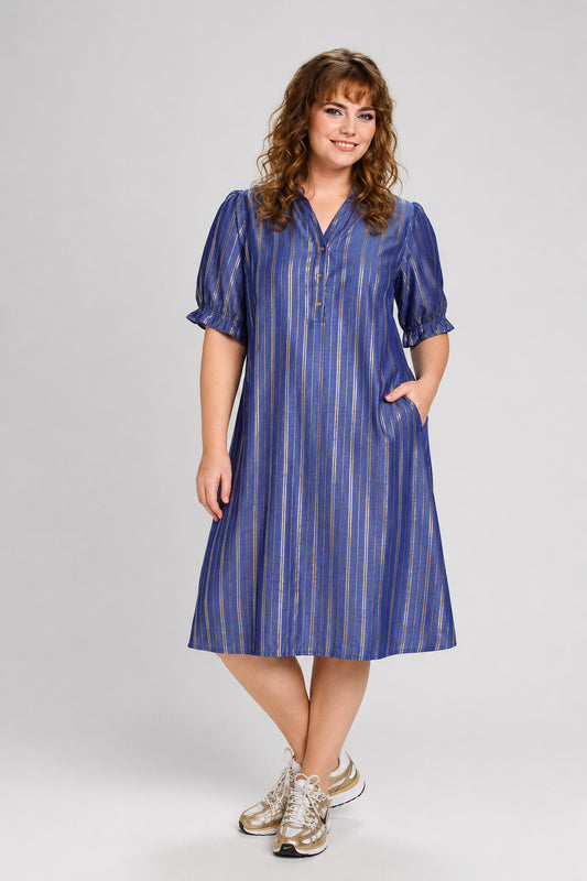 Sommerkleid mit Gold