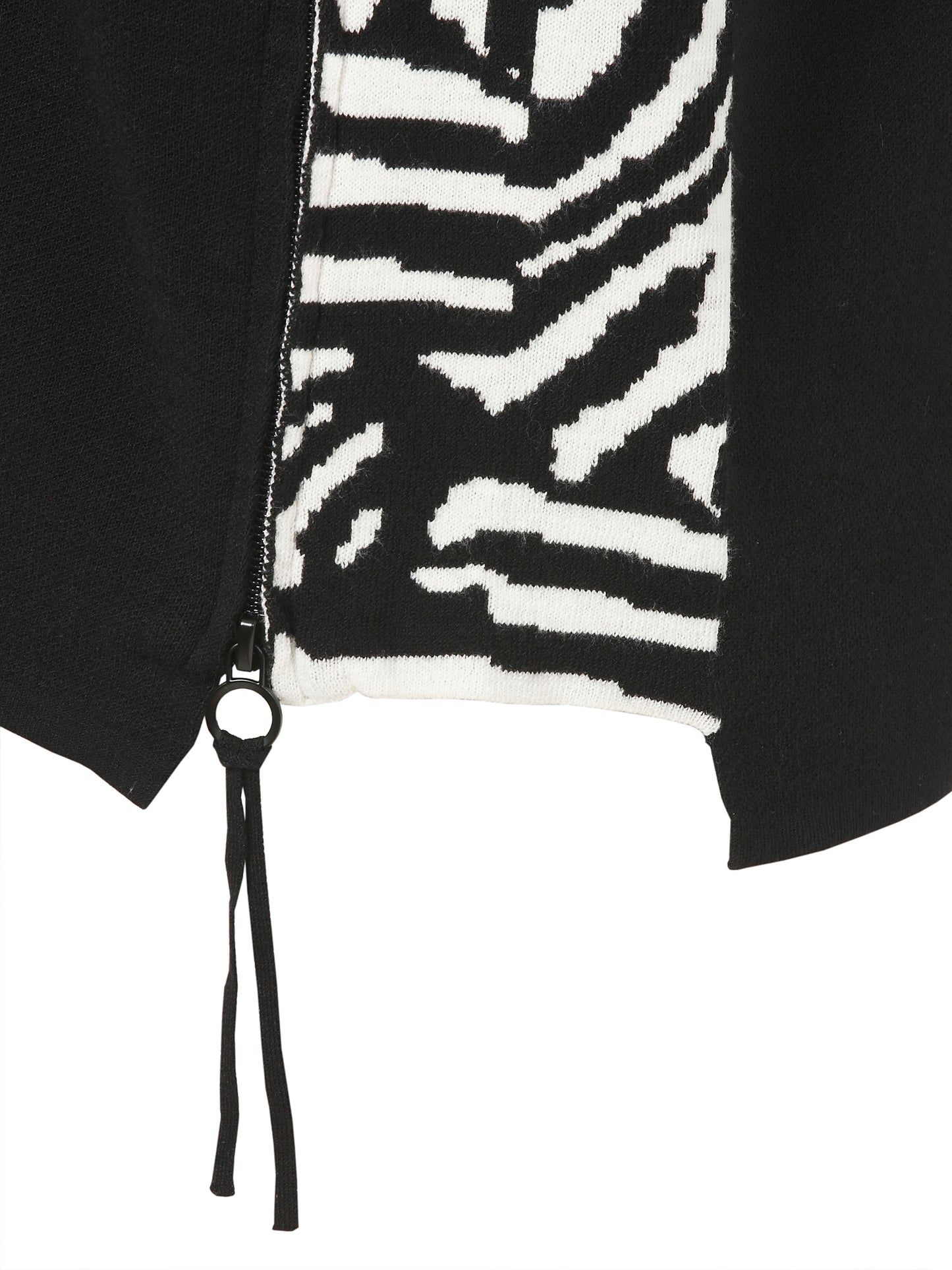 Pulli mit Zebra-Details